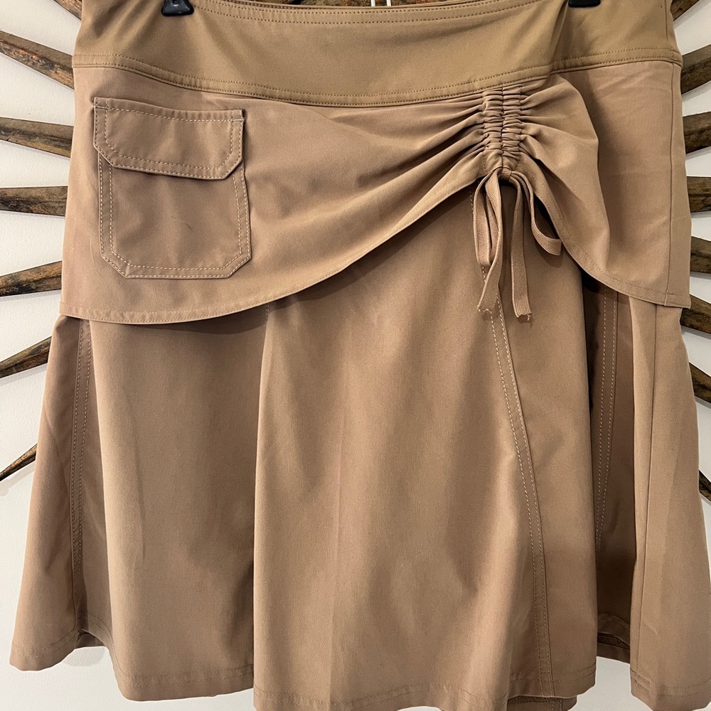 Athleta Khaki Wherever Skirt with under shorts